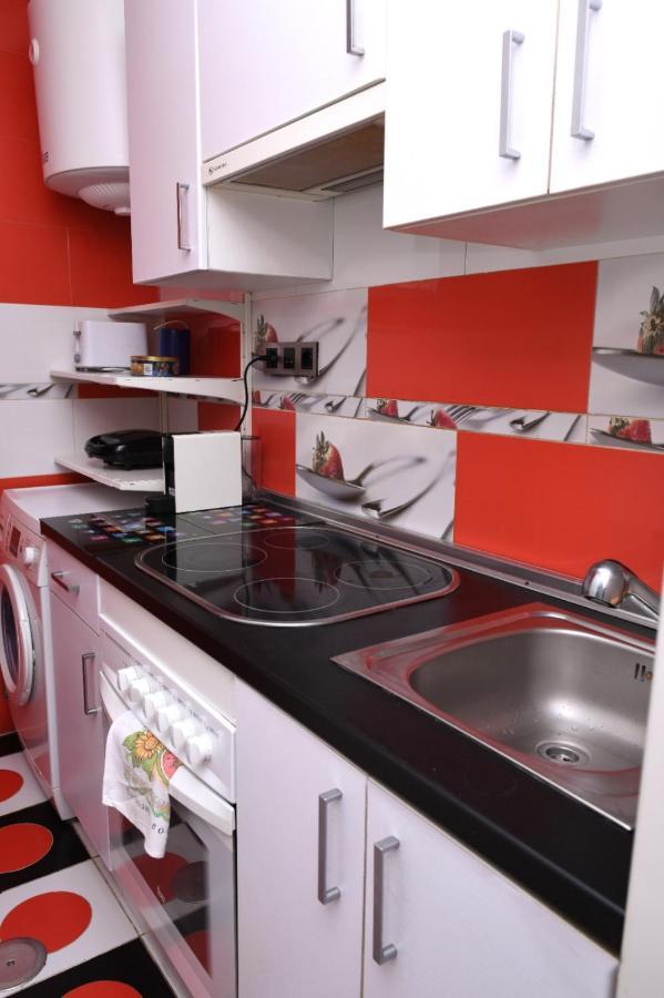 Departamentos C&G Apartment Madrid Ngoại thất bức ảnh